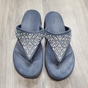 Crocs Sandal Shoes Womens Size 6 Blue Flip Flop Geometric Wedge